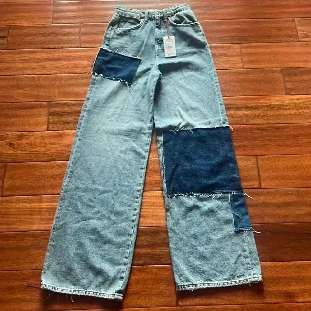 BDG URBAN OUTFITTERS PUDDLE Super High Waist Wide Leg Jeans Size 26 L34 NWT